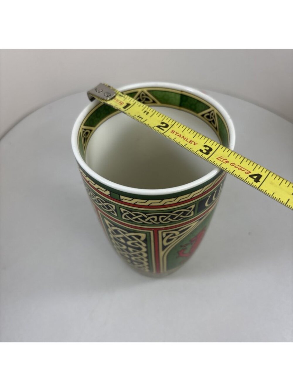 Royal Tara Welsh Dragon Mug Celtic Window Tea Cup Coffe Mug Porcelain 14 oz - Picture 5 of 6